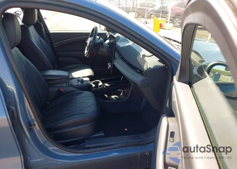 2024 Ford Mustang Mach-E Select z USA, uszkodzony, nr VIN 3FMTK1SUXRMA44283